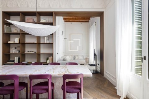 Apartamento de 2 dormitorios en alquiler en Barcelona, Cataluña, Spain № 6301