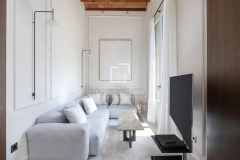 2 bedrooms apartment for rent in Barcelona, Catalonia, Spain № 6301 - photo 2