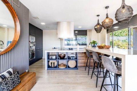 Купить виллу в Ситжес, Испания с 6 спален, 432м², № 6297 - фото 13