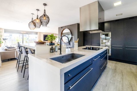 Купить виллу в Ситжес, Испания с 6 спален, 432м², № 6297 - фото 11