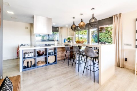 Купить виллу в Ситжес, Испания с 6 спален, 432м², № 6297 - фото 12