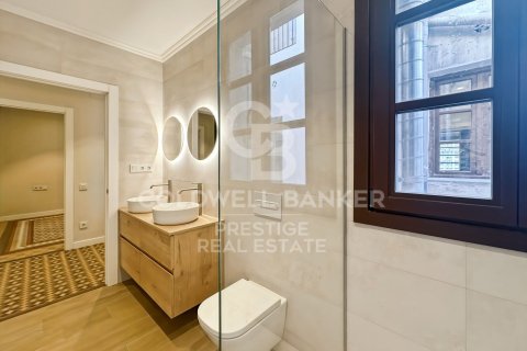 Купить квартиру в Барселона, Испания с 3 спальни, 160м², № 5827 - фото 18