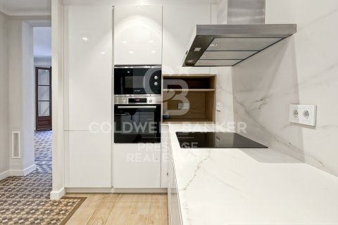 Купить квартиру в Барселона, Испания с 3 спальни, 160м², № 5827 - фото 7