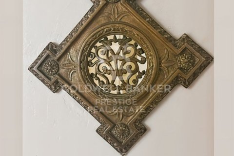 Купить квартиру в Барселона, Испания с 3 спальни, 160м², № 5827 - фото 23