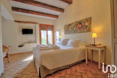 10 bedrooms house for sale in Els Guiamets, Tarragona, Catalonia, Spain № 4995 - photo 18