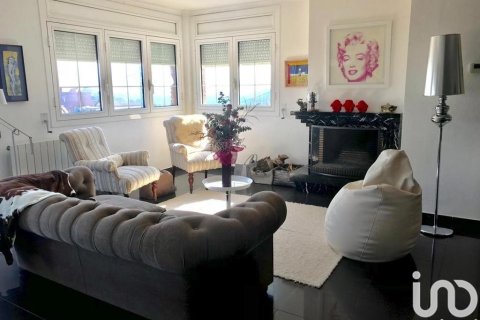 Купить дом в Сан Бой де Льобрегат, Испания с 4 спальни, 270м², № 4999 - фото 11