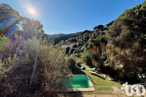 4 bedrooms house for sale in Arenys de Munt, Barcelona, Catalonia, Spain № 4996 - photo 15