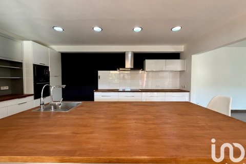 4 bedrooms house for sale in Arenys de Munt, Barcelona, Catalonia, Spain № 4996 - photo 11