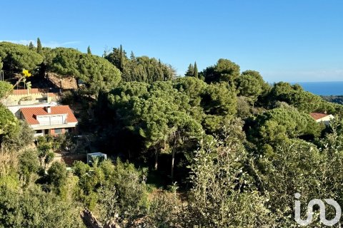 4 bedrooms house for sale in Arenys de Munt, Barcelona, Catalonia, Spain № 4996 - photo 4