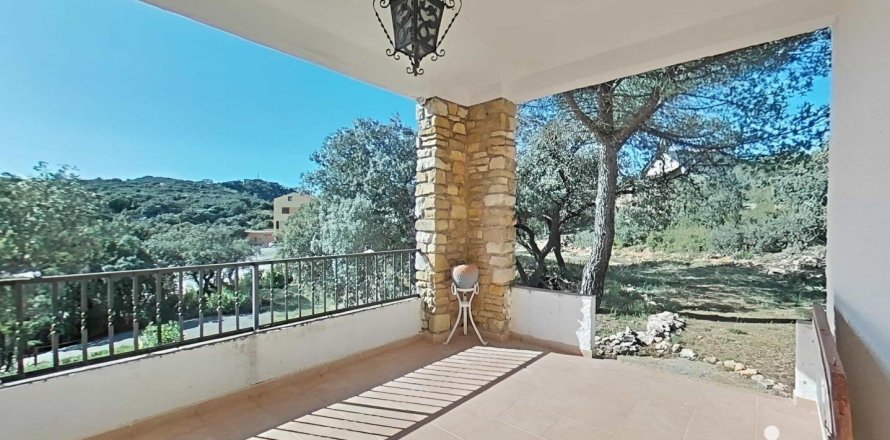 Дом с 5 спальнями в Агере, Лерида, Каталония, Испания № 4998