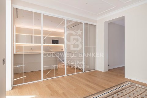 3 bedrooms apartment for sale in Barcelona, Catalonia, Spain № 5750 - photo 15