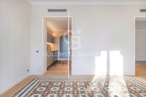 3 bedrooms apartment for sale in Barcelona, Catalonia, Spain № 5750 - photo 8