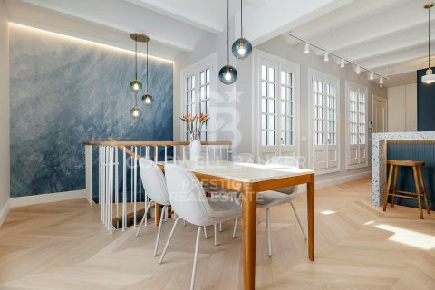 3 bedrooms penthouse for sale in Barcelona, Catalonia, Spain № 5753 - photo 11