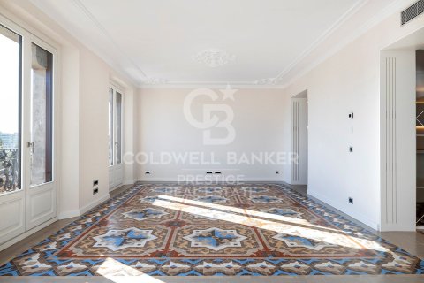 3 chambres apartment à vendre à Barcelona, Catalonia, Spain № 5749 - photo 5