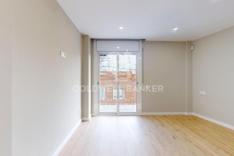 3 bedrooms apartment for sale in Barcelona, Catalonia, Spain № 5400 - photo 18