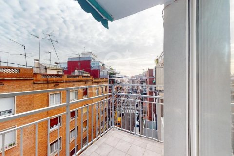 3 bedrooms apartment for sale in Barcelona, Catalonia, Spain № 5400 - photo 21