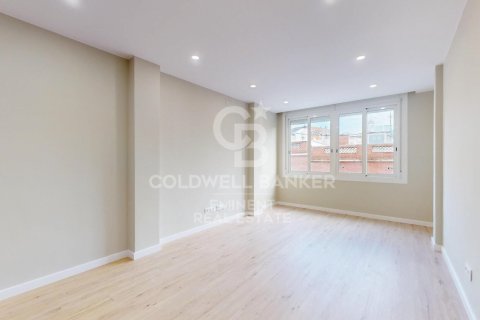 3 bedrooms apartment for sale in Barcelona, Catalonia, Spain № 5400 - photo 4