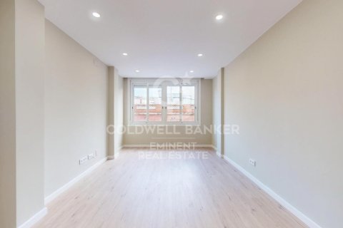 3 bedrooms apartment for sale in Barcelona, Catalonia, Spain № 5400 - photo 8