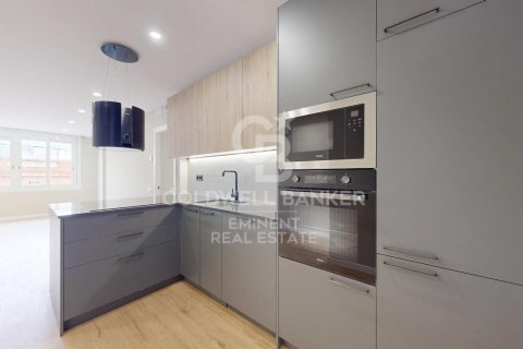 3 bedrooms apartment for sale in Barcelona, Catalonia, Spain № 5400 - photo 3