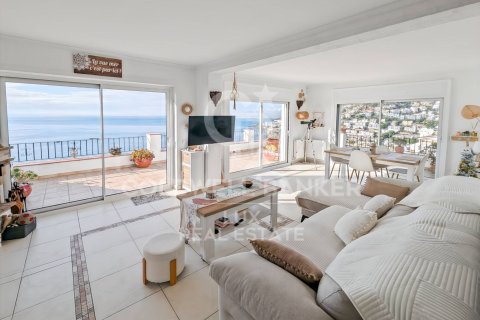 Купить дом в Розы, Испания с 4 спальни, 159м², № 5399 - фото 1