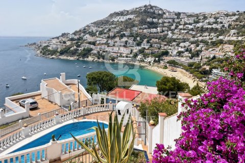 Купить дом в Розы, Испания с 4 спальни, 159м², № 5399 - фото 25