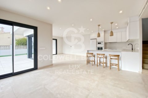 4 bedrooms house for sale in Roses, Girona, Catalonia, Spain № 5405 - photo 4