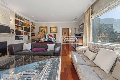 5 bedrooms villa for sale in Principado De Andorra (Ninguna Poblacion Tiene C.P.), Lleida, Catalonia, Spain № 5401 - photo 3