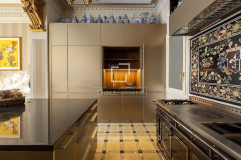 4 chambres apartment à vendre à Barcelona, Catalonia, Spain № 4262 - photo 10