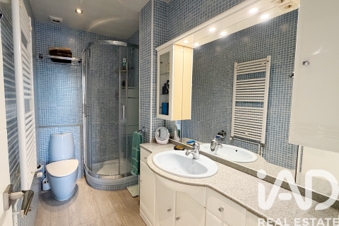 Ático de 2 dormitorios en venta en Barcelona, Cataluña, Spain № 7343 - foto 7