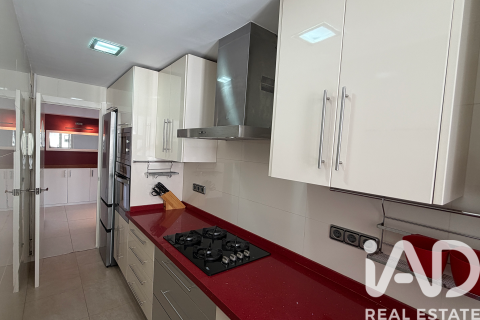 Ático de 2 dormitorios en venta en Barcelona, Cataluña, Spain № 7343 - foto 18