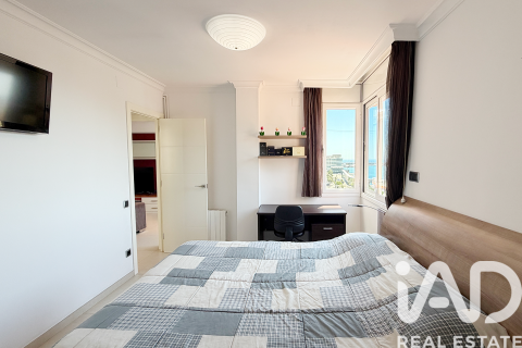 Ático de 2 dormitorios en venta en Barcelona, Cataluña, Spain № 7343 - foto 10