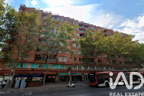 Ático de 2 dormitorios en venta en Barcelona, Cataluña, Spain № 7343 - foto 3