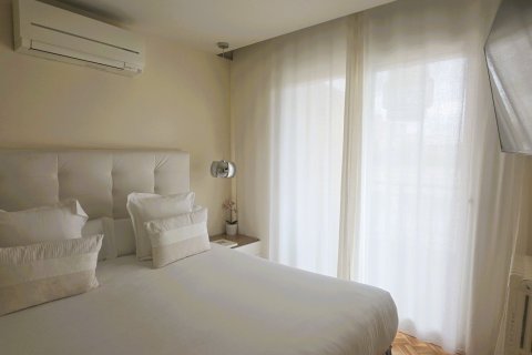 Купить квартиру в Барселона, Испания с 3 спальни, 131м², № 7345 - фото 8