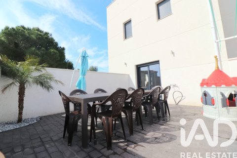 667 sq.m. commercial property for sale in Mont-roig del Camp, Tarragona, Catalonia, Spain № 7344 - photo 8