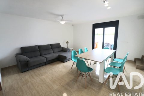 667 sq.m. commercial property for sale in Mont-roig del Camp, Tarragona, Catalonia, Spain № 7344 - photo 17