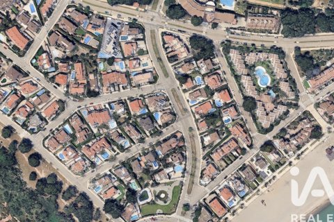 667 sq.m. commercial property for sale in Mont-roig del Camp, Tarragona, Catalonia, Spain № 7344 - photo 3