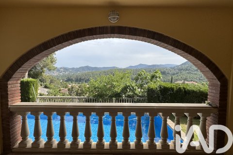 Сasa de 5 dormitorios en venta en La Palma de Cervelló, Barcelona, Cataluña, Spain № 7347 - foto 4
