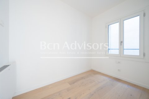 Купить квартиру в Барселона, Испания с 2 спальни, № 2886 - фото 29