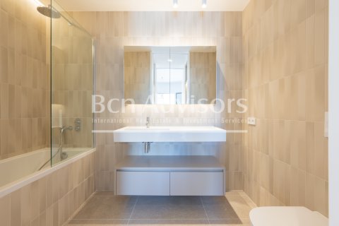 Купить квартиру в Барселона, Испания с 2 спальни, № 2886 - фото 27