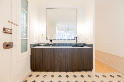 Купить квартиру в Барселона, Испания с 2 спальни, 84м², № 2889 - фото 19