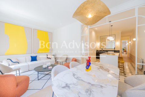 Купить квартиру в Барселона, Испания с 2 спальни, 84м², № 2889 - фото 10