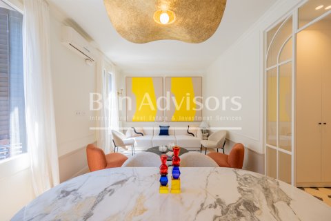Купить квартиру в Барселона, Испания с 2 спальни, 84м², № 2889 - фото 4