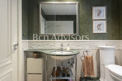 Купить квартиру в Барселона, Испания с 2 спальни, 110м², № 2888 - фото 29