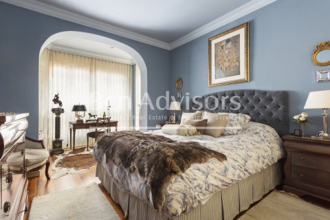 Купить квартиру в Барселона, Испания с 2 спальни, 110м², № 2888 - фото 16