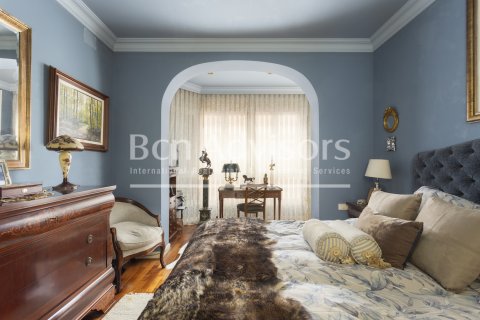 Купить квартиру в Барселона, Испания с 2 спальни, 110м², № 2888 - фото 17