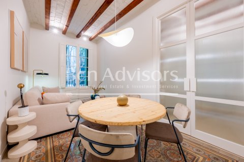 Купить квартиру в Барселона, Испания с 2 спальни, 74м², № 2890 - фото 2