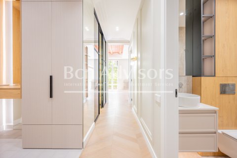 Купить квартиру в Барселона, Испания с 3 спальни, 130м², № 2885 - фото 28