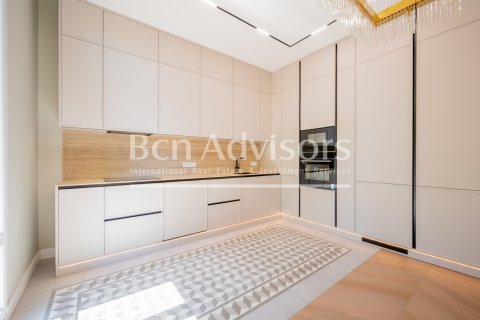 Купить квартиру в Барселона, Испания с 3 спальни, 130м², № 2885 - фото 9