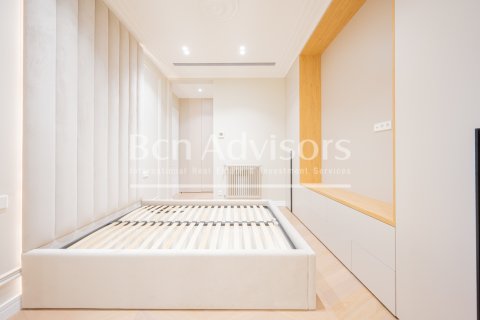 Купить квартиру в Барселона, Испания с 3 спальни, 130м², № 2885 - фото 25