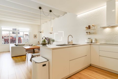 Apartamento de 3 dormitorios en venta en Barcelona, Cataluña, Spain № 6816 - foto 9
